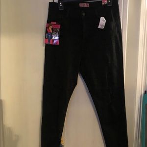 Wax jeans “butt I love you, high rise” ripped jean